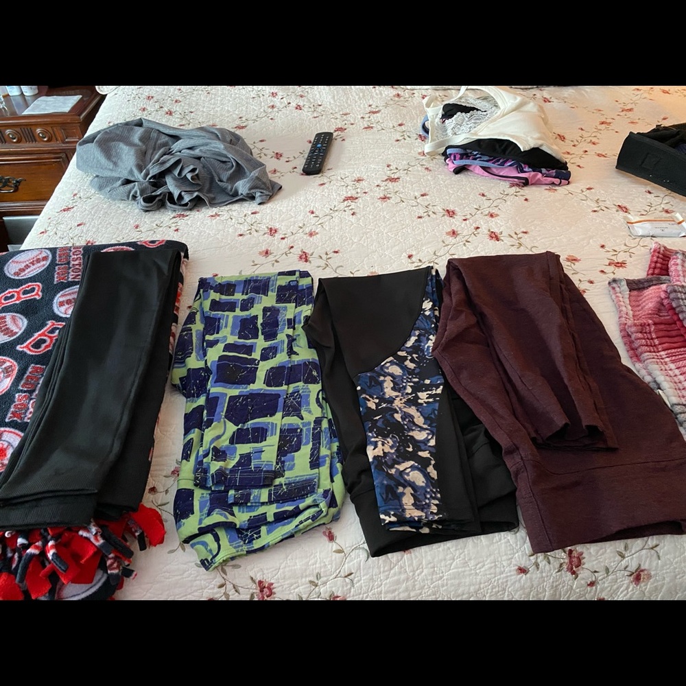 Various leggings